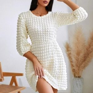 Off White textured bubble dress